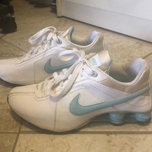 baby blue nike shox